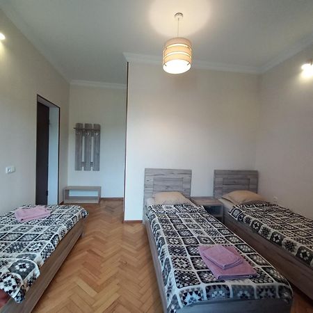 Room 4 U Signagi Habitación foto